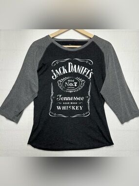 Jack Daniel’s Raglan Long Sleeve Tee – Women’s Medium Gray Graphic Top P2P 20